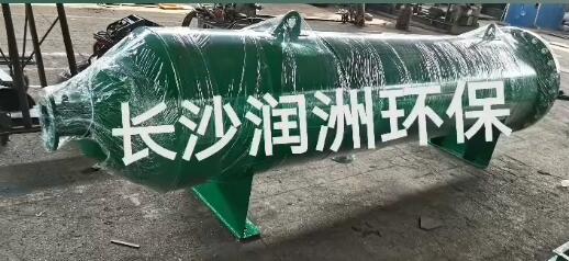 全自動壓力式斜板除砂器解決用戶供水含砂量大的除砂問題；